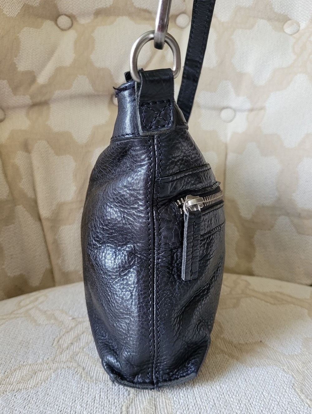 COWBOYSBAG LEATHER CROSSBODY BAG PURSE ADJUSTABLE ZIPPER BLACK SILVER - Picture 5 of 16
